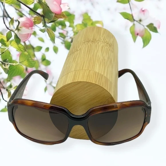 FENDI Sunglasses - Picture 8 of 12